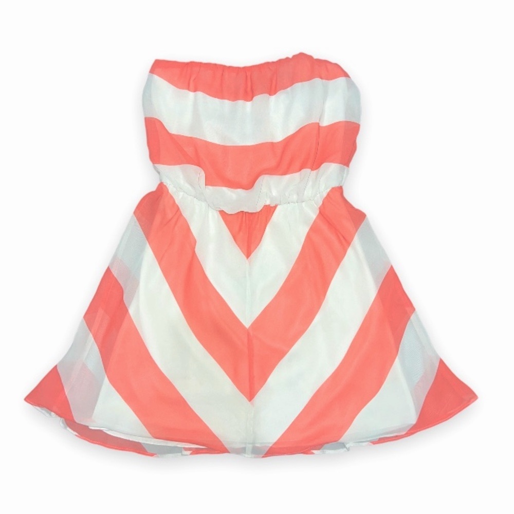 B. Darlin Strapless Dress Size 5/6